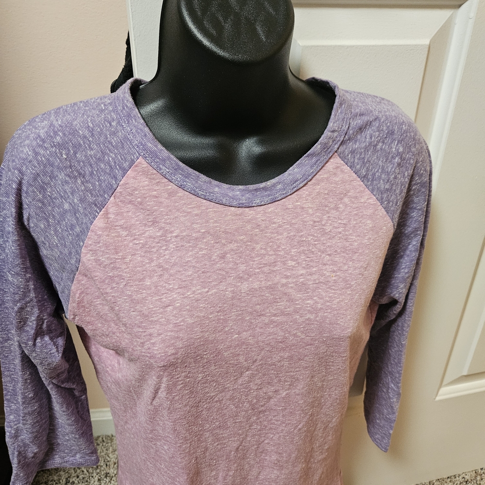 LuLaRoe Randy Purple and Pink 3/4 Sleeve Raglan Tee - Picture 2 of 9